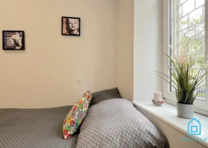 Monroe Room
